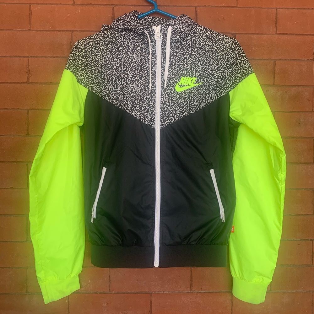Nike lightweight  athletic jacket